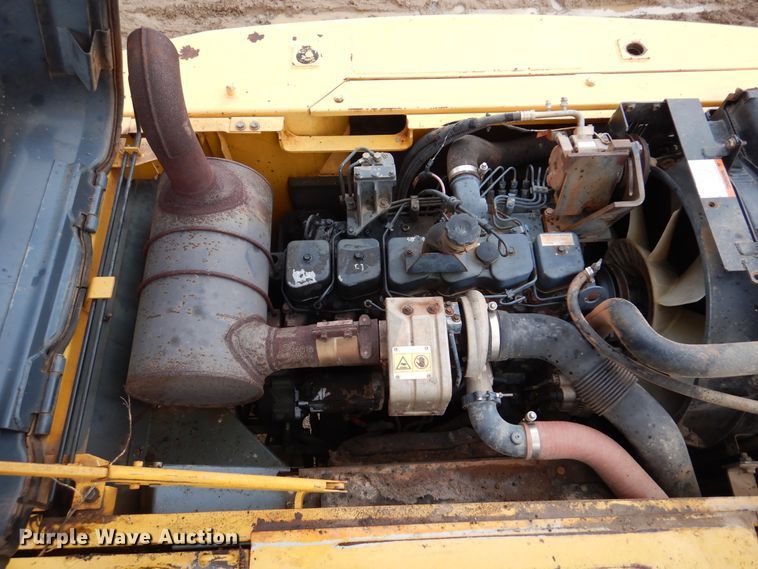 image for item DJ7411 2002 Komatsu PC200LC-7  excavator