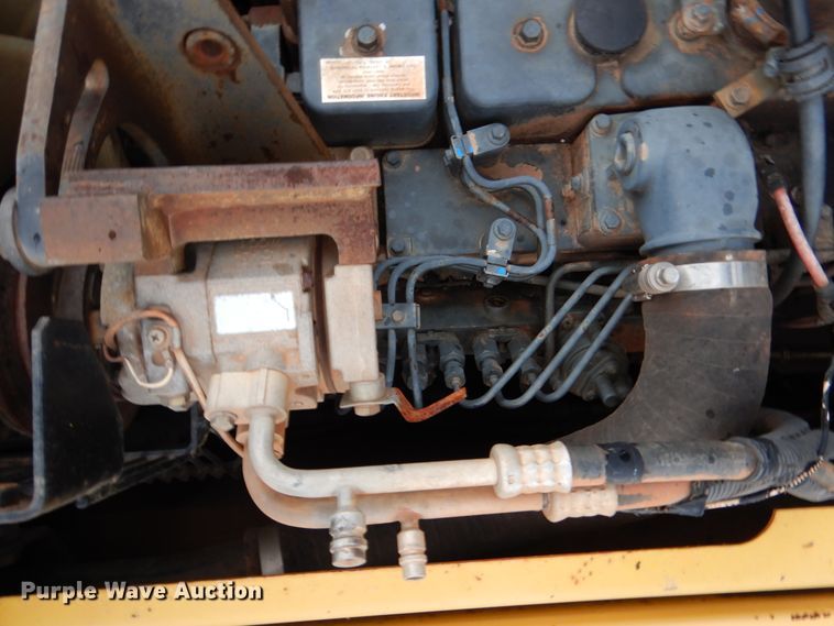 image for item DJ7411 2002 Komatsu PC200LC-7  excavator