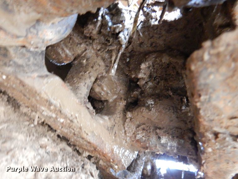 image for item DJ7411 2002 Komatsu PC200LC-7  excavator