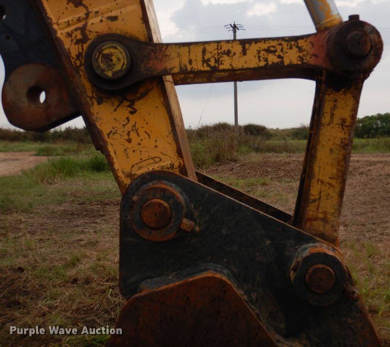 image for item DJ7411 2002 Komatsu PC200LC-7  excavator