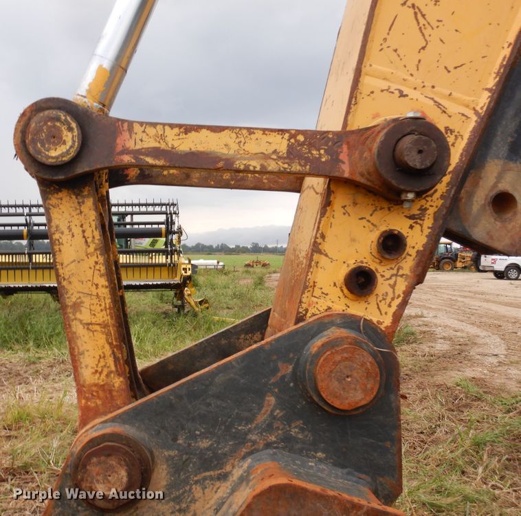 image for item DJ7411 2002 Komatsu PC200LC-7  excavator