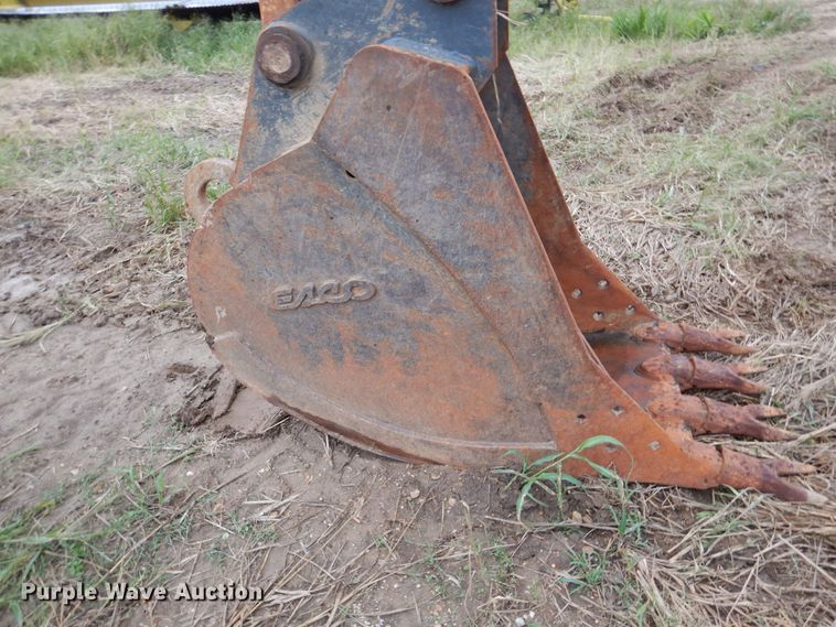 image for item DJ7411 2002 Komatsu PC200LC-7  excavator
