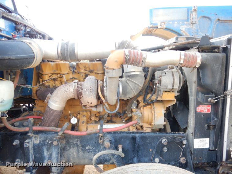 image for item DK2999 1996 Peterbilt 379  dump truck