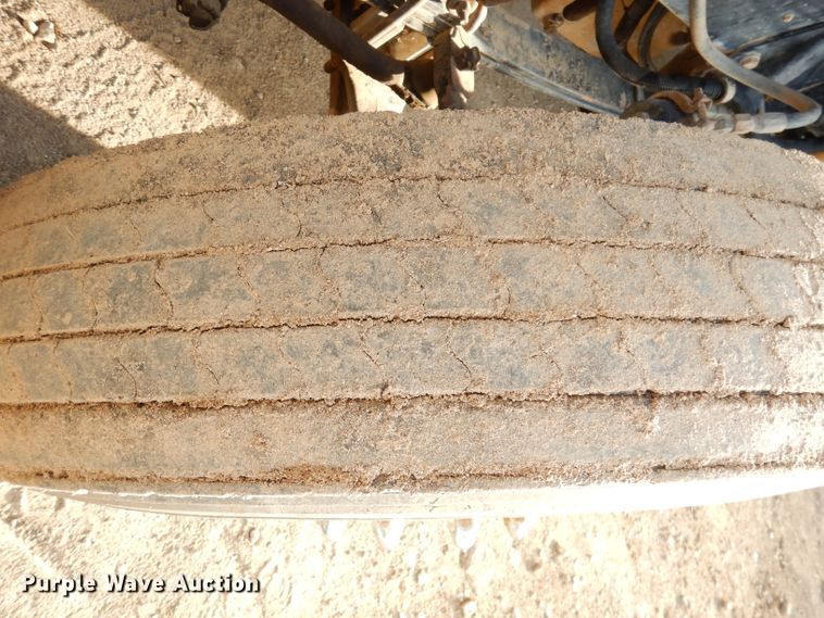 image for item DK2999 1996 Peterbilt 379  dump truck