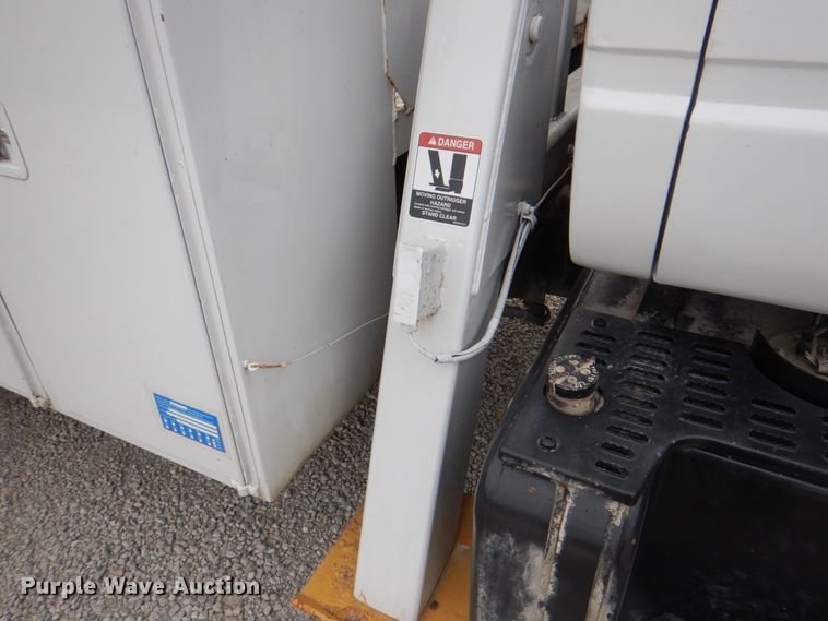 image for item DL0177 1992 GMC TopKick C6500  bucket truck