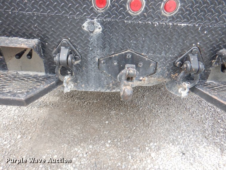 image for item DL0177 1992 GMC TopKick C6500  bucket truck