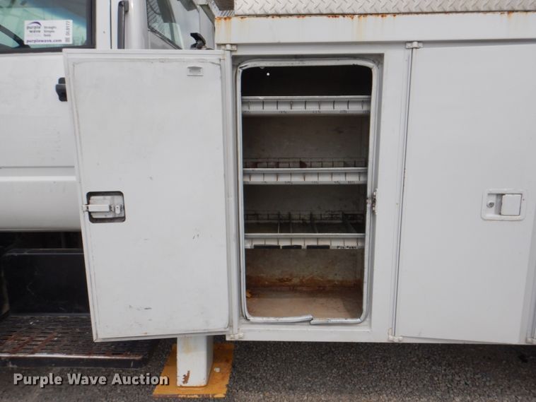 image for item DL0177 1992 GMC TopKick C6500  bucket truck