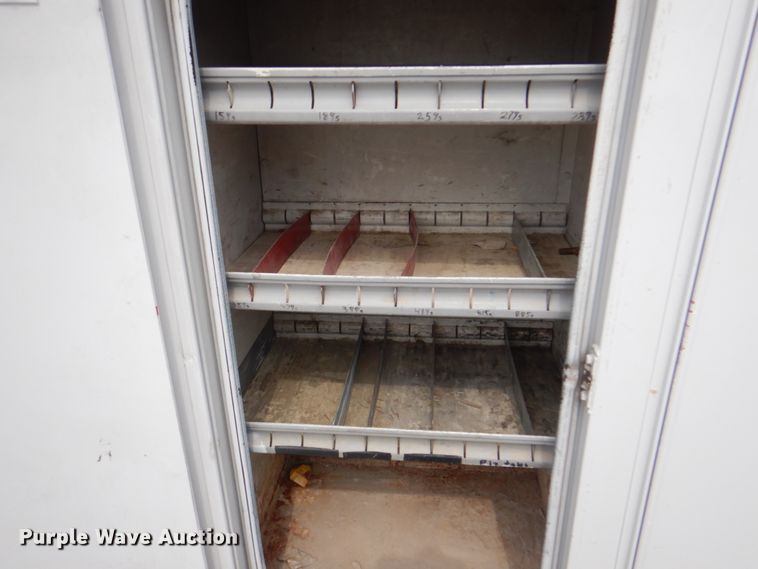 image for item DL0177 1992 GMC TopKick C6500  bucket truck