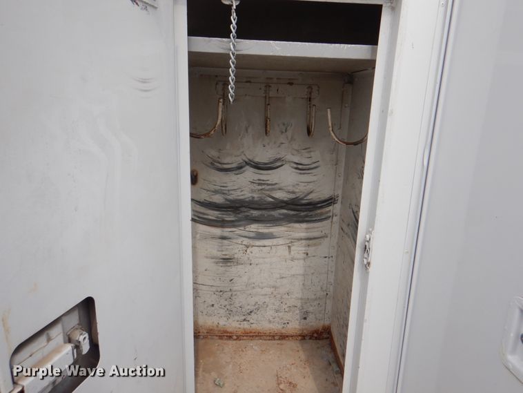 image for item DL0177 1992 GMC TopKick C6500  bucket truck