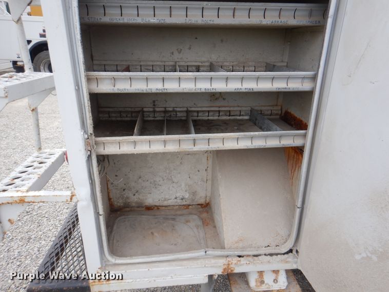 image for item DL0177 1992 GMC TopKick C6500  bucket truck