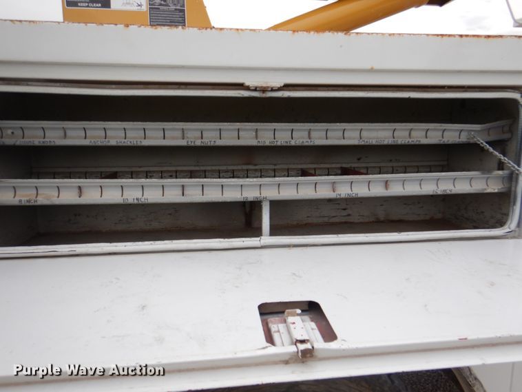 image for item DL0177 1992 GMC TopKick C6500  bucket truck