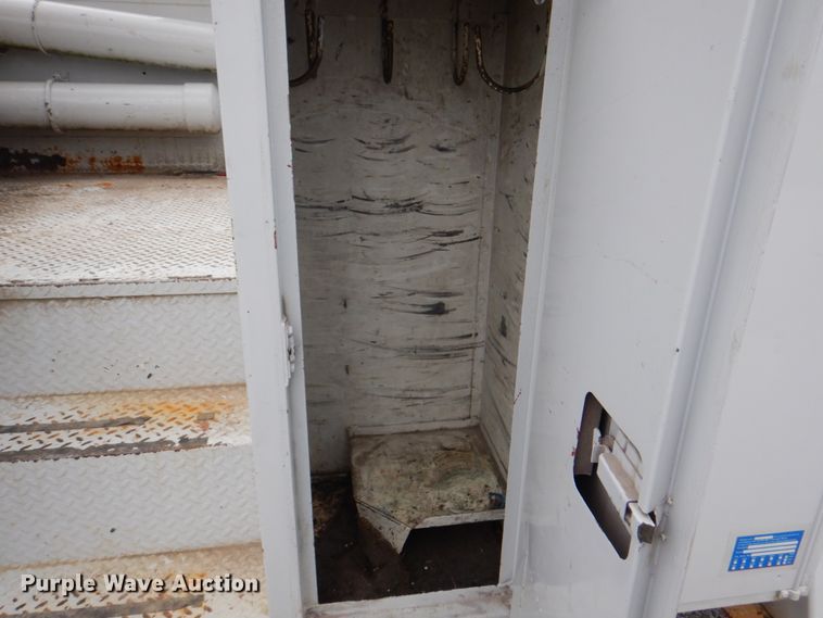 image for item DL0177 1992 GMC TopKick C6500  bucket truck