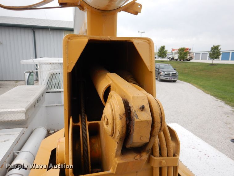 image for item DL0177 1992 GMC TopKick C6500  bucket truck