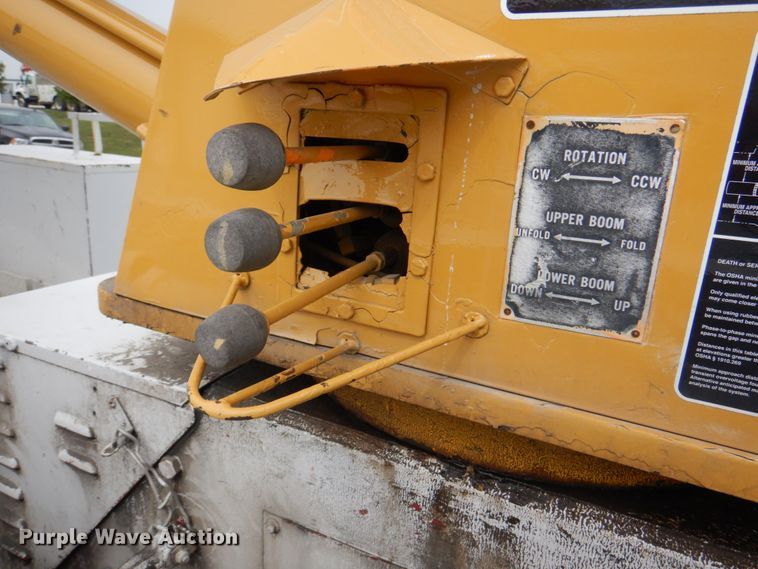 image for item DL0177 1992 GMC TopKick C6500  bucket truck