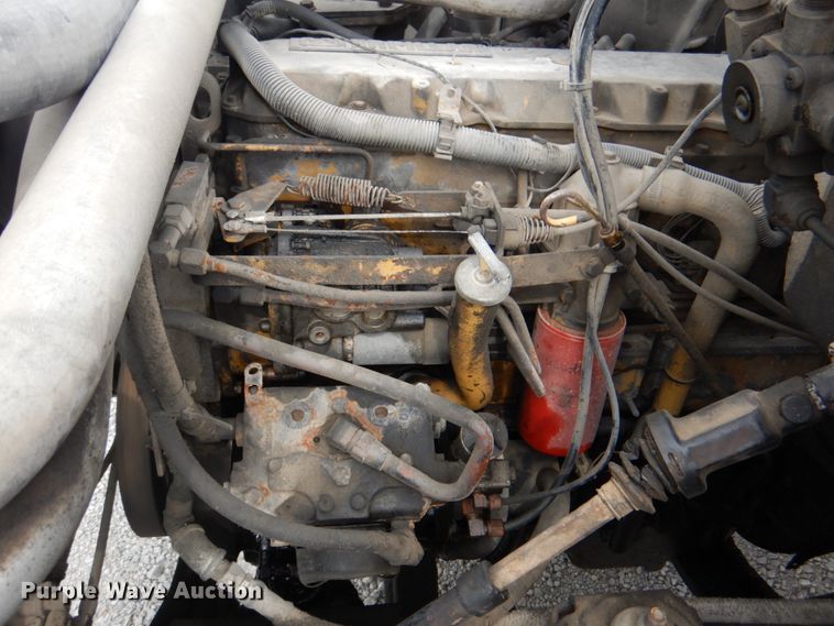 image for item DL0177 1992 GMC TopKick C6500  bucket truck