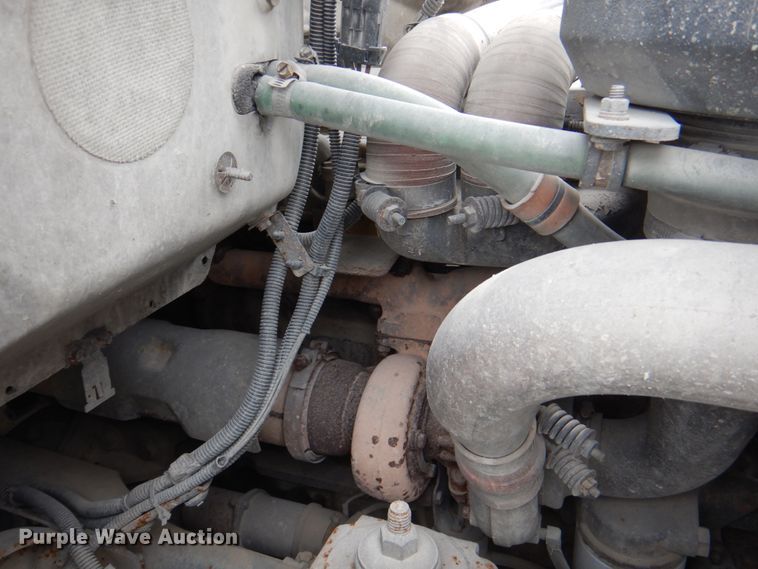 image for item DL0177 1992 GMC TopKick C6500  bucket truck