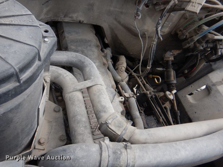 image for item DL0177 1992 GMC TopKick C6500  bucket truck