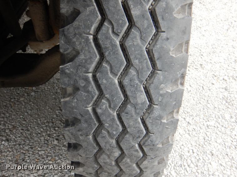 image for item DL0177 1992 GMC TopKick C6500  bucket truck