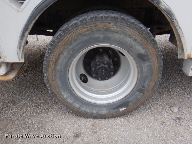 image for item DL0177 1992 GMC TopKick C6500  bucket truck