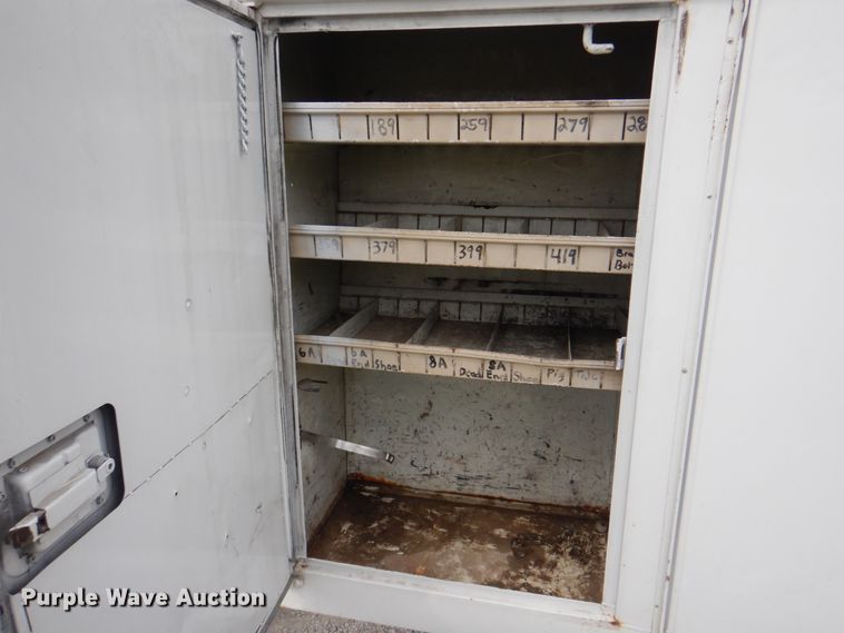 image for item DL0180 1994 International 4700  bucket truck