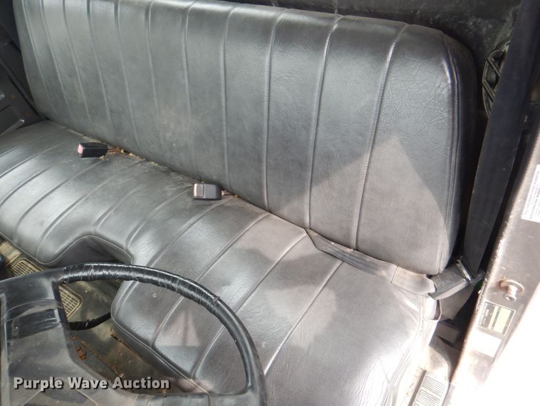 image for item DL0180 1994 International 4700  bucket truck