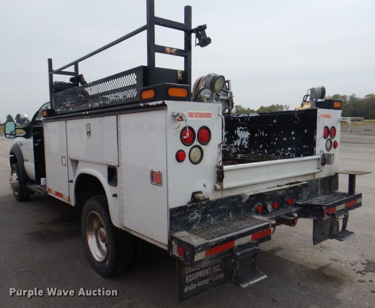 image for item DL0183 2007 Ford F550 XL  utility / service truck