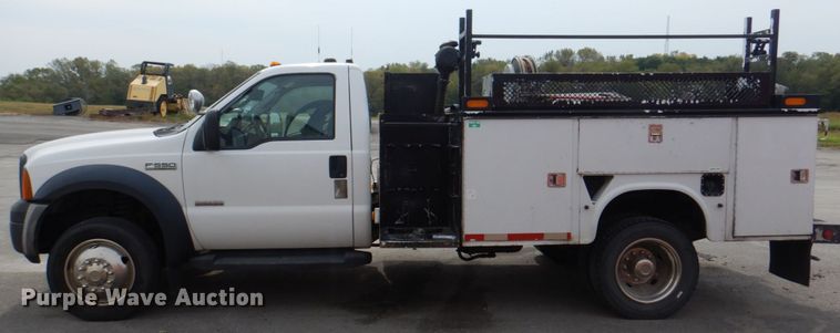 image for item DL0183 2007 Ford F550 XL  utility / service truck