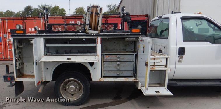 image for item DL0183 2007 Ford F550 XL  utility / service truck
