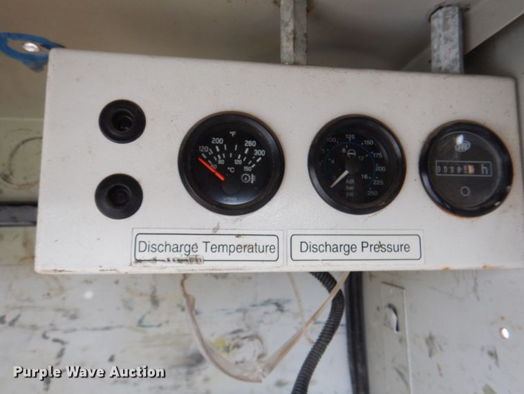 image for item DL0183 2007 Ford F550 XL  utility / service truck