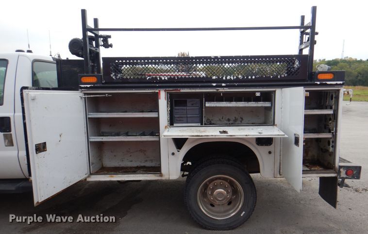 image for item DL0183 2007 Ford F550 XL  utility / service truck