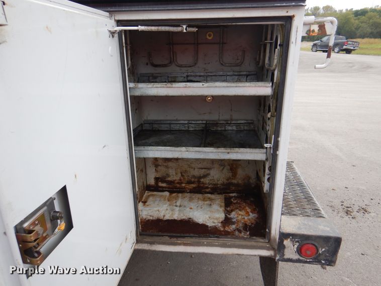 image for item DL0183 2007 Ford F550 XL  utility / service truck