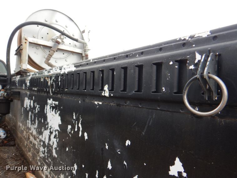 image for item DL0183 2007 Ford F550 XL  utility / service truck