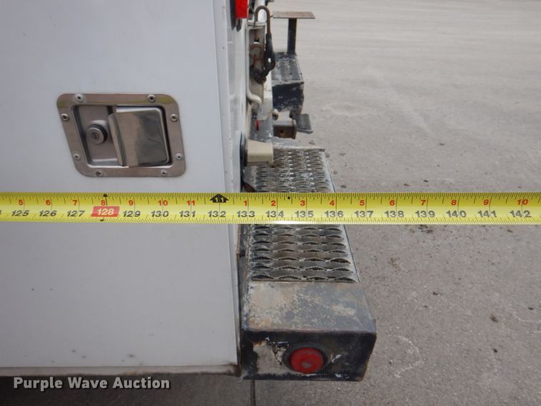 image for item DL0183 2007 Ford F550 XL  utility / service truck