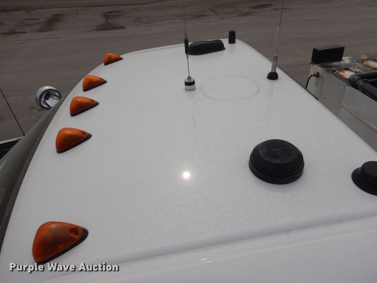 image for item DL0183 2007 Ford F550 XL  utility / service truck