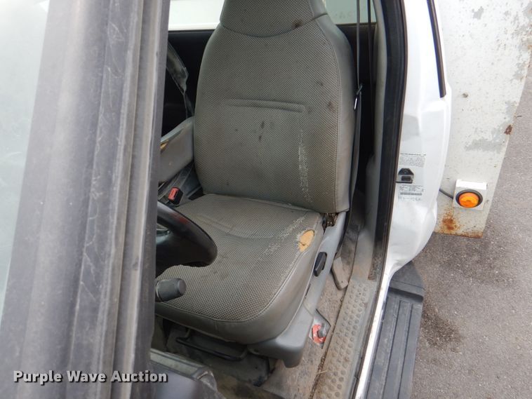 image for item DL0183 2007 Ford F550 XL  utility / service truck