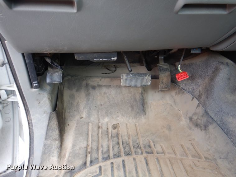 image for item DL0183 2007 Ford F550 XL  utility / service truck