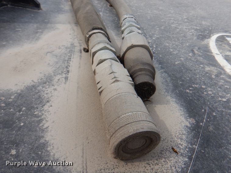 image for item DL0185 Skid steer rotary mower