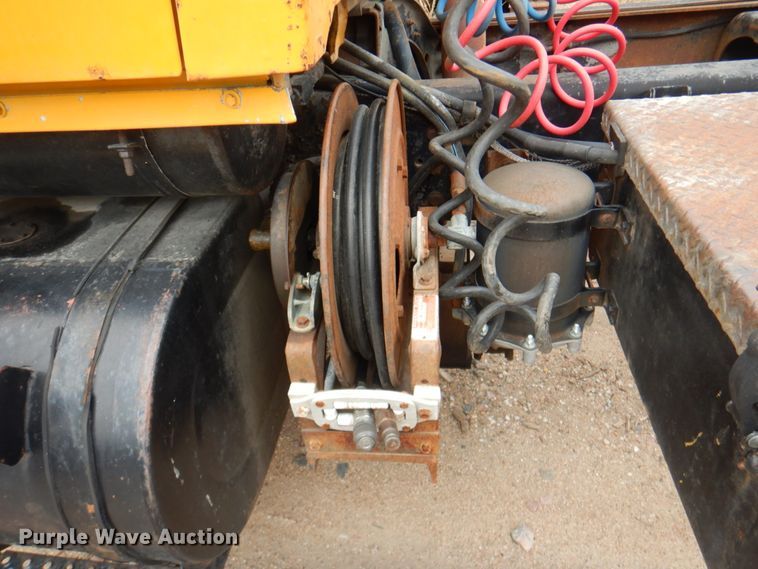 image for item DL0190 1985 Ford LT9000  semi truck