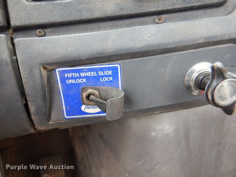 image for item DL0190 1985 Ford LT9000  semi truck