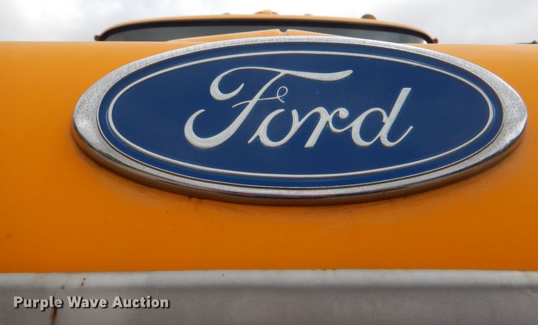 image for item DL0190 1985 Ford LT9000  semi truck