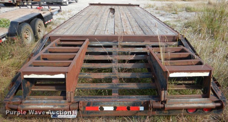 image for item DL0598 2004 Sure-Pull  equipment trailer