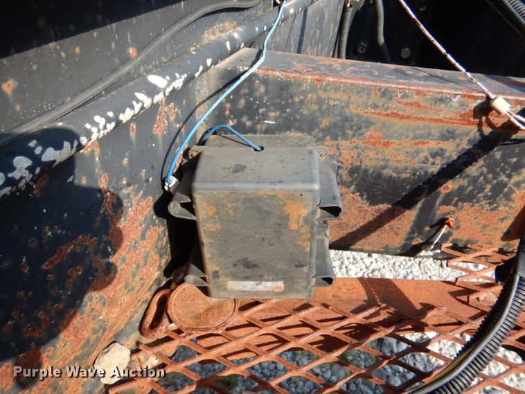 image for item DL0598 2004 Sure-Pull  equipment trailer