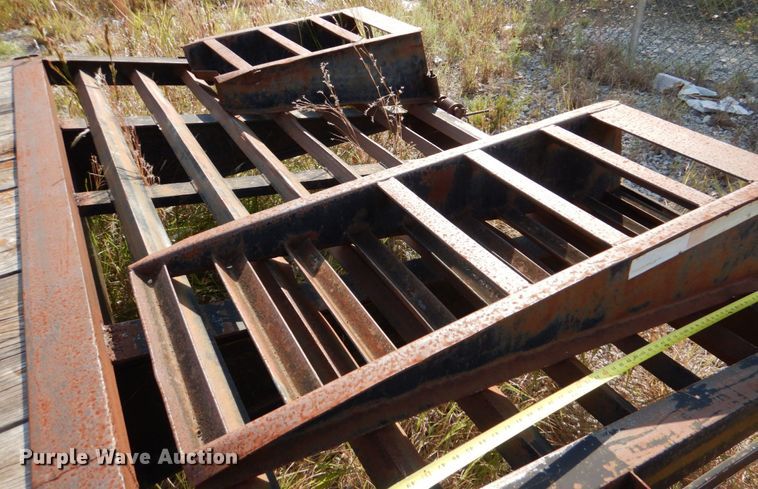 image for item DL0598 2004 Sure-Pull  equipment trailer