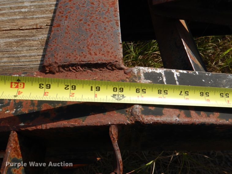 image for item DL0598 2004 Sure-Pull  equipment trailer