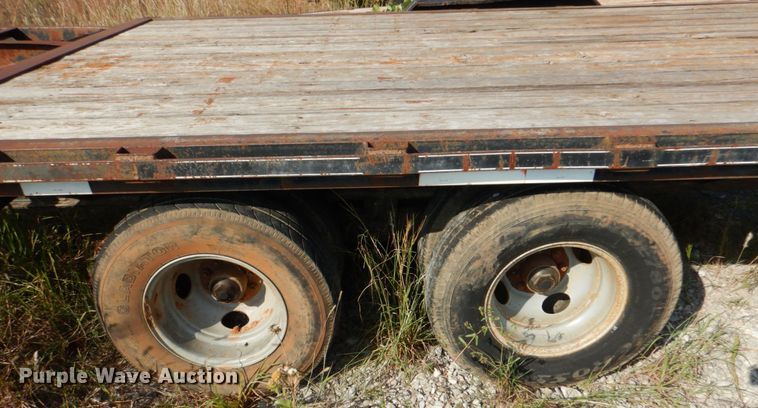 image for item DL0598 2004 Sure-Pull  equipment trailer