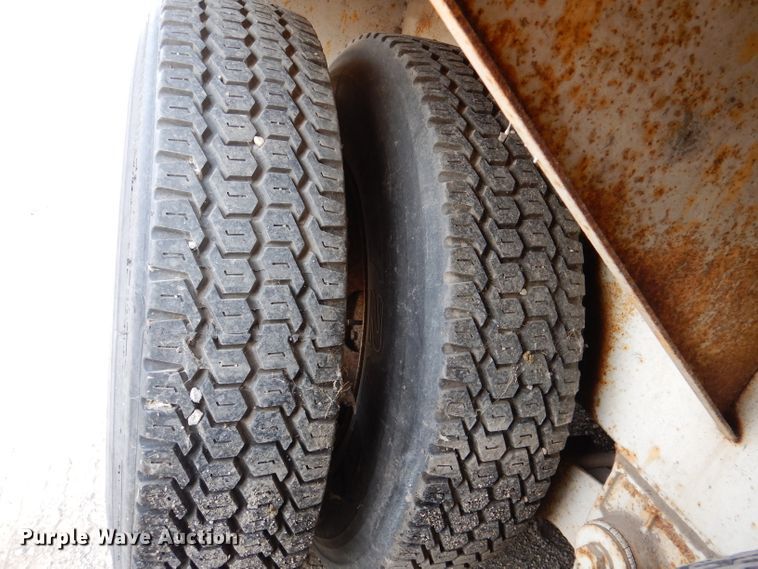 image for item DL3155 1986 Kentucky  dry van trailer