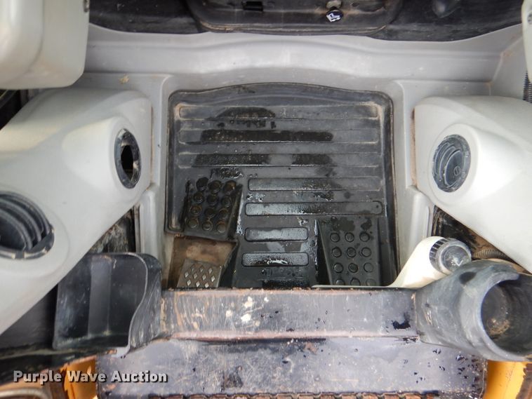 image for item DL3181 2010 Caterpillar 279C  tracked skid steer loader