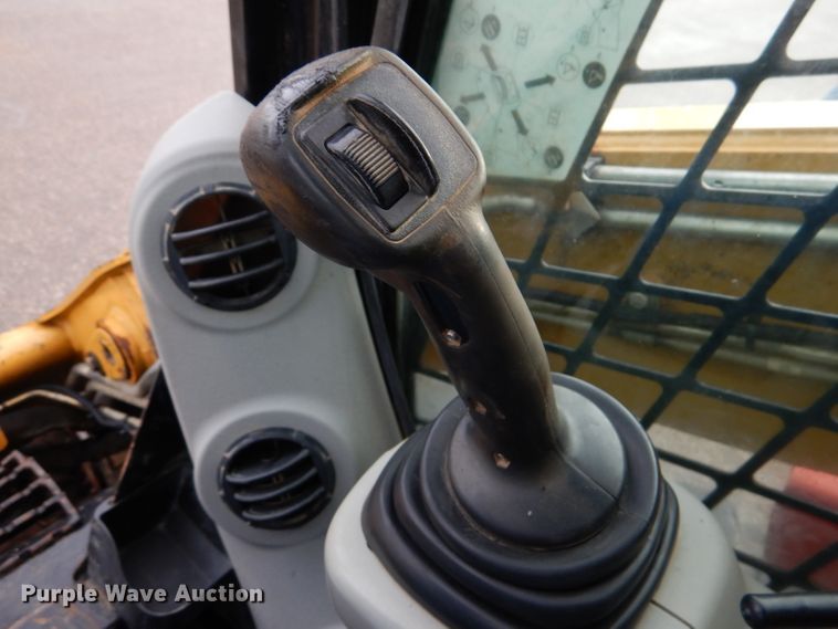 image for item DL3181 2010 Caterpillar 279C  tracked skid steer loader