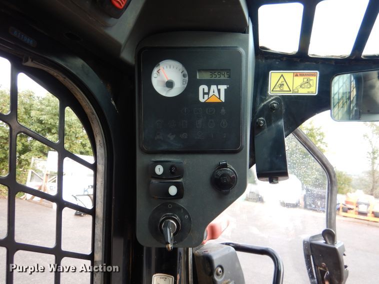 image for item DL3181 2010 Caterpillar 279C  tracked skid steer loader