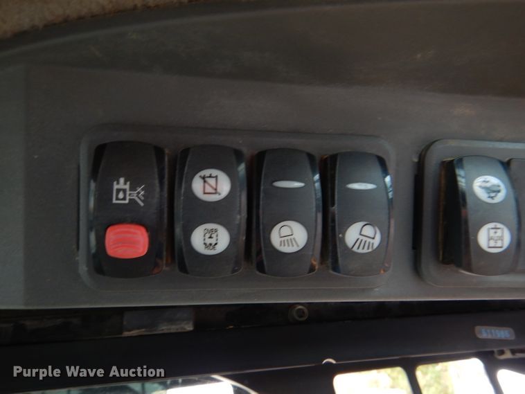 image for item DL3181 2010 Caterpillar 279C  tracked skid steer loader